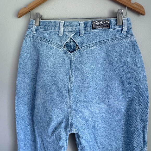 Vintage Rocky Mountain Clothing Co. “Rockies” High-Rise Bareback Jeans 32×36 - Picture 2 of 6